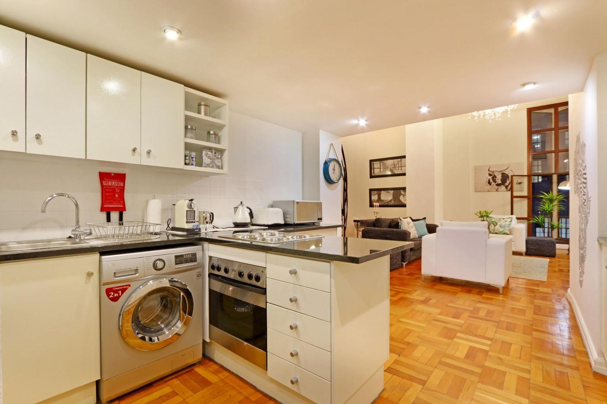 Cape Eazi Stayz Mutual Apartments Кейптаун Стая снимка
